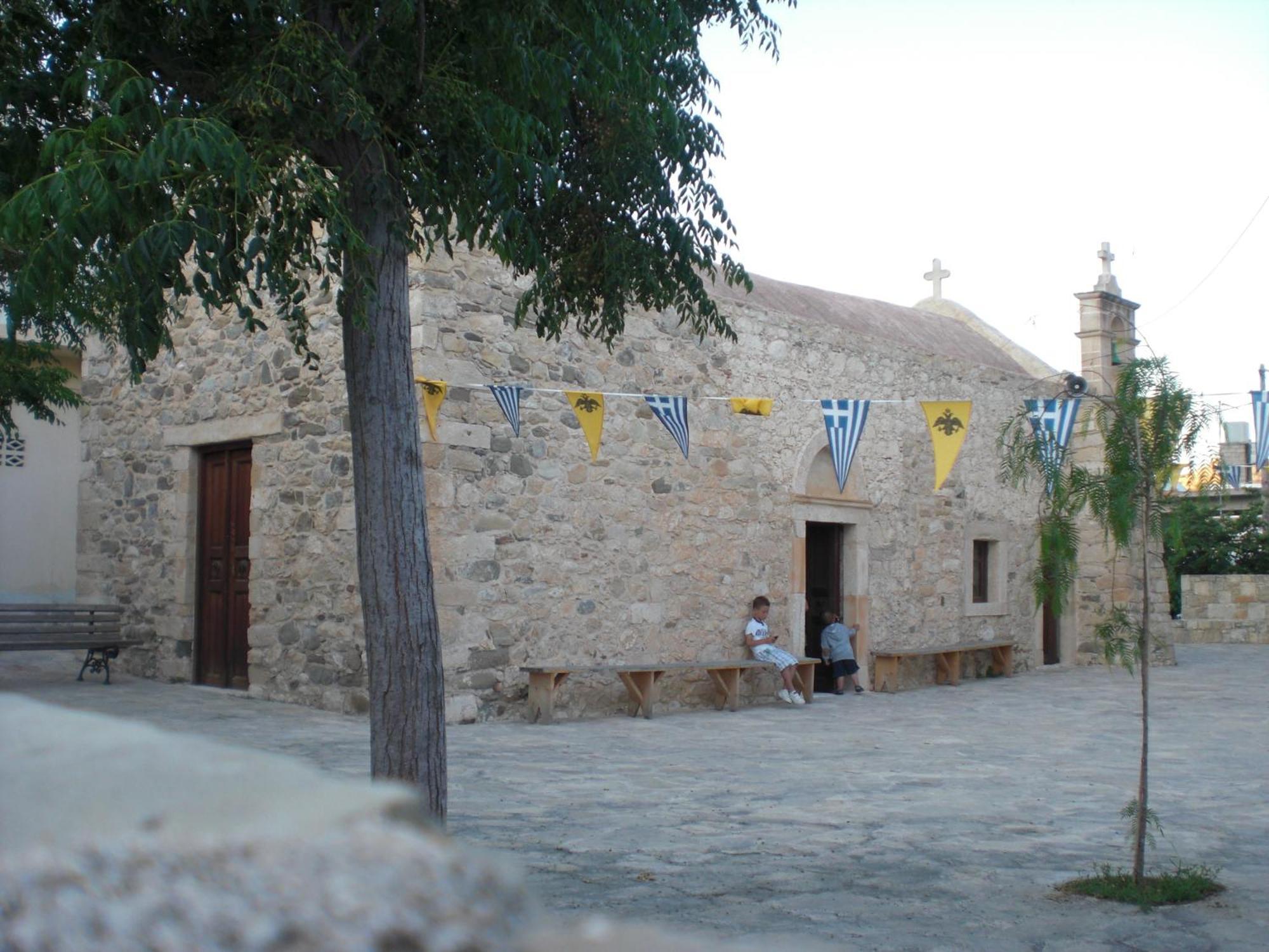 Esperides Hotel Ierápetra Exterior foto