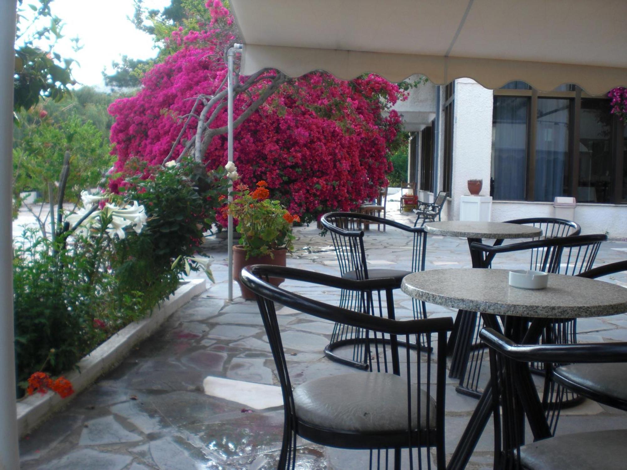 Esperides Hotel Ierápetra Exterior foto